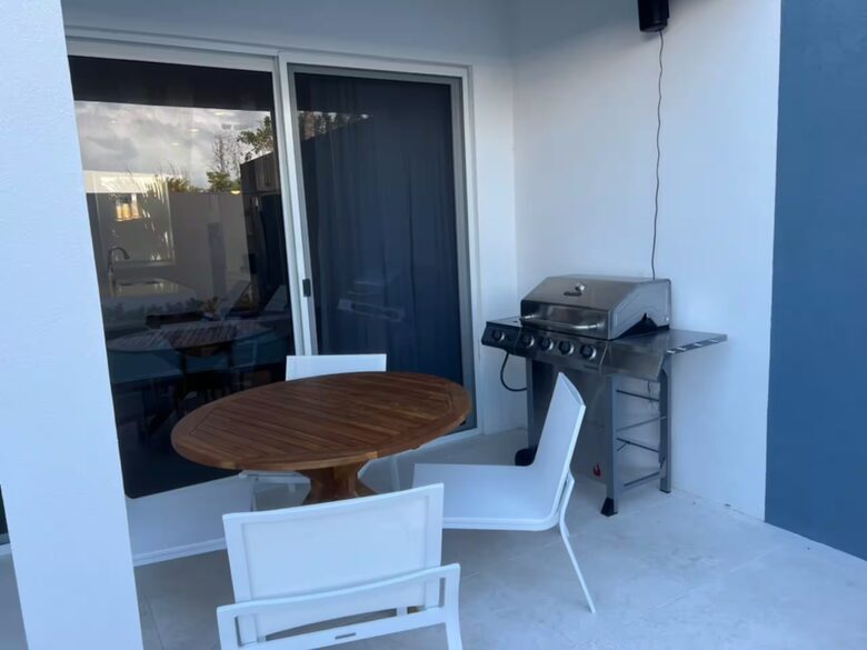 Sleek Grace Bay Retreat - Providenciales, Turks and Caicos Islands