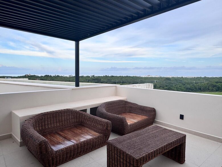 Tulum Country Club Penthouse with Rooftop Plunge Pool - Tulum, Mexico