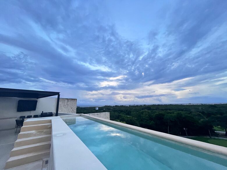 Tulum Country Club Penthouse with Rooftop Plunge Pool - Tulum, Mexico