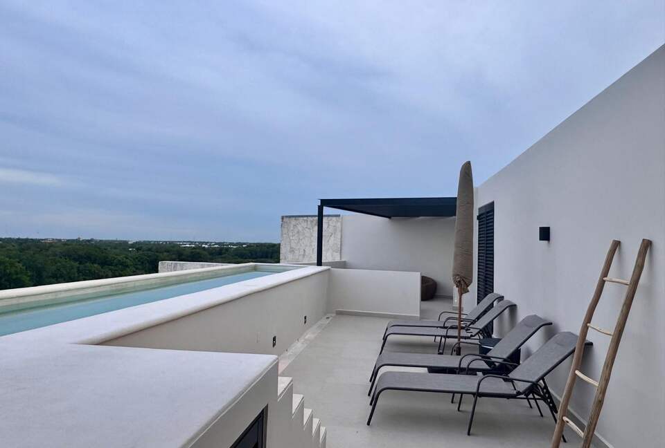Tulum Country Club Penthouse with Rooftop Plunge Pool - Tulum, Mexico