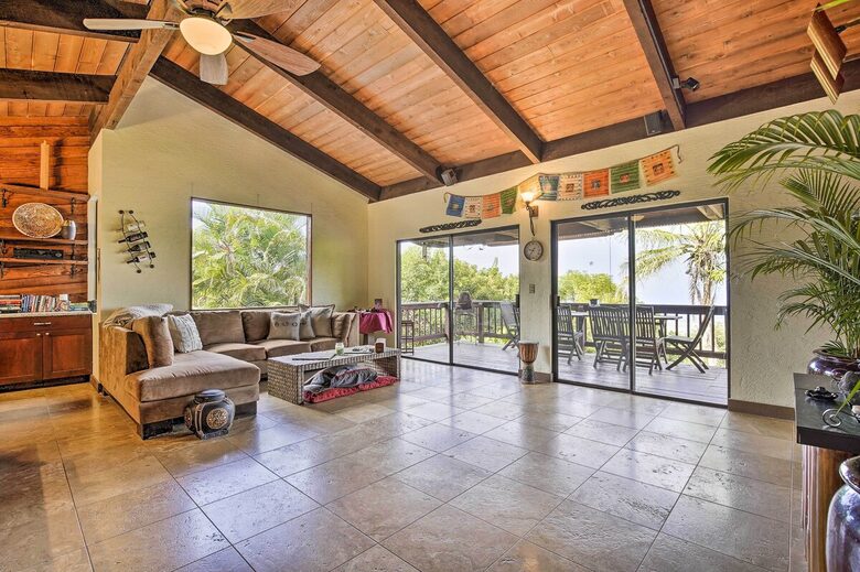 Ocean-View Kona Retreat with Private Hot Tub - Kailua Kona, Hawaii