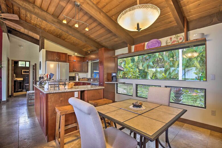 Ocean-View Kona Retreat with Private Hot Tub - Kailua Kona, Hawaii