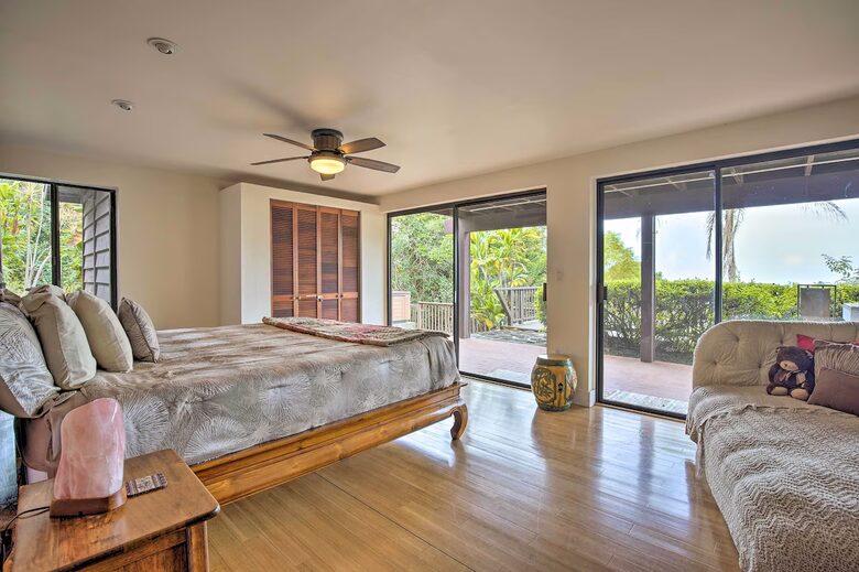 Ocean-View Kona Retreat with Private Hot Tub - Kailua Kona, Hawaii