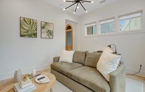 Modern Serenbe Townhome Steps from Mado - Palmetto, Georgia