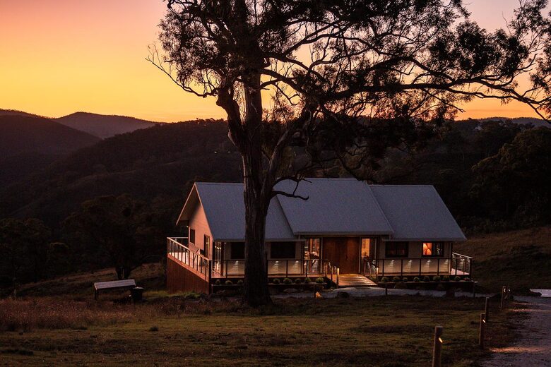 Capertee Valley Off-Grid Retreat - Capertee, Australia