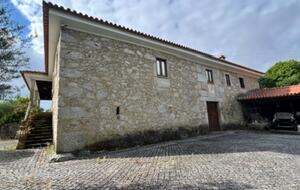 Countryside Estate with Lake and Pastures - Barbudo, Portugal
