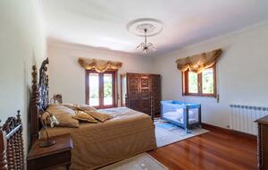 Countryside Estate with Lake and Pastures - Barbudo, Portugal