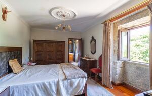 Countryside Estate with Lake and Pastures - Barbudo, Portugal