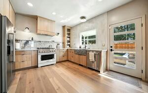 Private Pioneer Escape with Yoga Sanctuary & Mountain Views - Pioneer, California