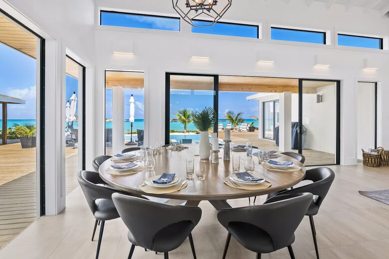 Tropic of Cancer Beachfront Villa with Infinity Pool - Exuma, Bahamas