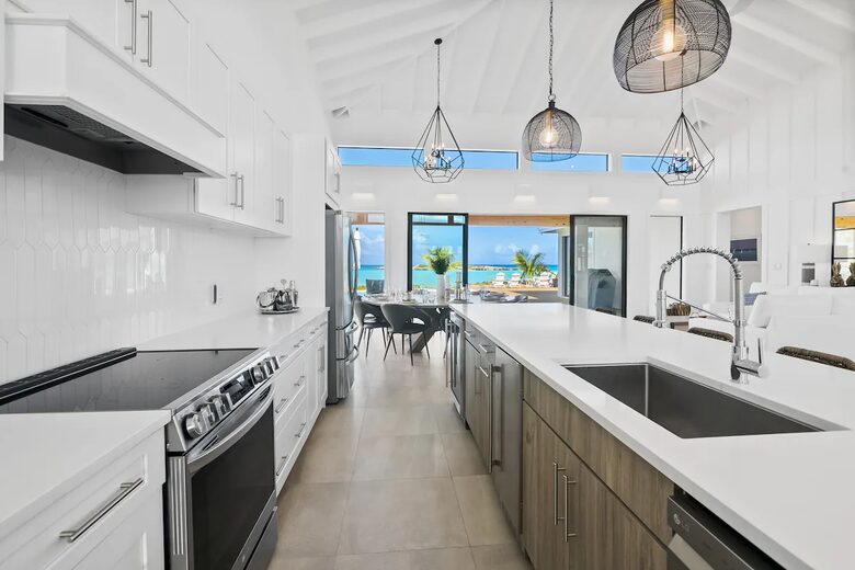 Tropic of Cancer Beachfront Villa with Infinity Pool - Exuma, Bahamas