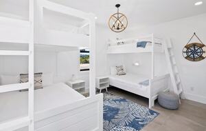 Tropic of Cancer Beachfront Villa with Infinity Pool - Exuma, Bahamas