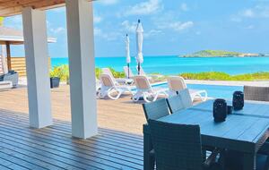 Tropic of Cancer Beachfront Villa with Infinity Pool - Exuma, Bahamas