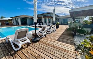 Tropic of Cancer Beachfront Villa with Infinity Pool - Exuma, Bahamas