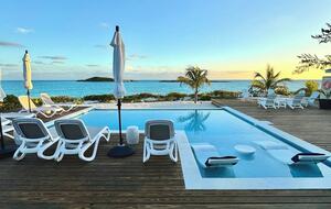Tropic of Cancer Beachfront Villa with Infinity Pool - Exuma, Bahamas