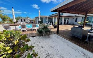 Tropic of Cancer Beachfront Villa with Infinity Pool - Exuma, Bahamas