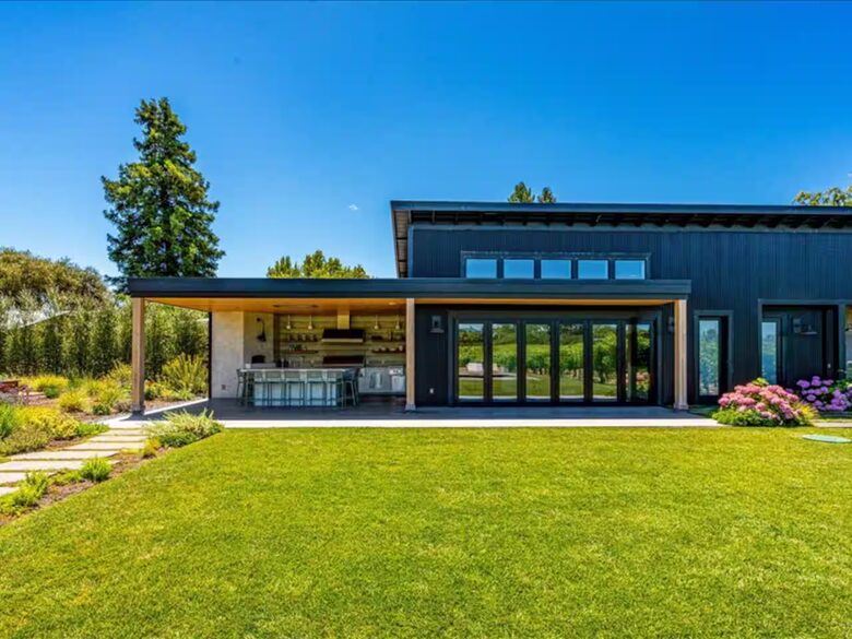 Healdsburg Vineyard Retreat with Pool, Spa & Sauna - Healdsburg, California