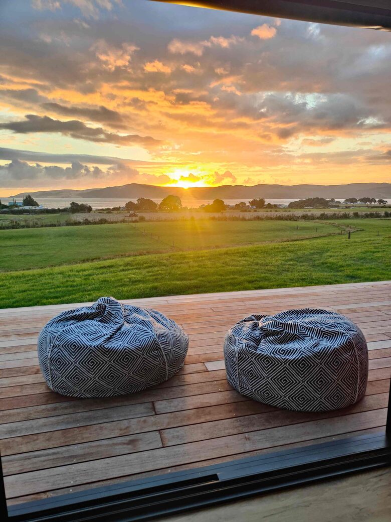 Private Couples Escape Overlooking Hokianga Harbour - Opononi, New Zealand