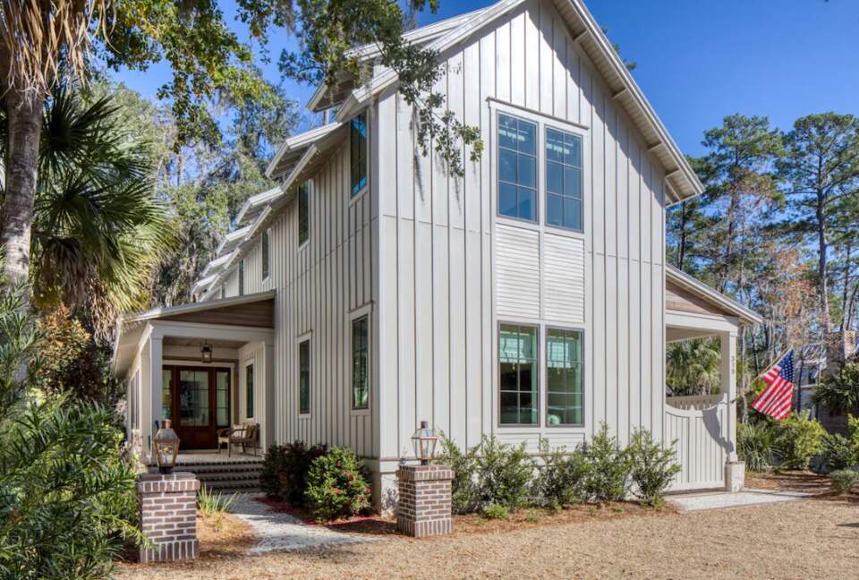 Contemporary Palmetto Bluff Escape Surrounded by Nature - Bluffton, South Carolina