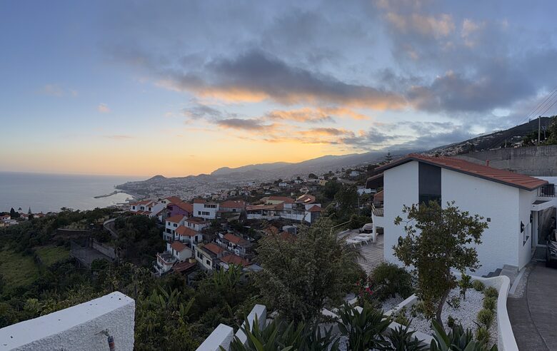 São Gonçalo Bay View Retreat - Funchal, Portugal
