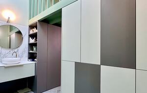 Spacious Five Bedroom Home with Private Garden - Bagneux, Paris, France