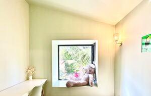 Spacious Five Bedroom Home with Private Garden - Bagneux, Paris, France