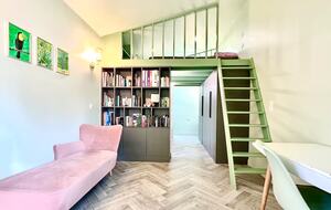 Spacious Five Bedroom Home with Private Garden - Bagneux, Paris, France