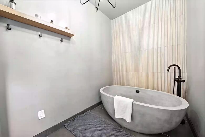 Private Pioneer Escape with Yoga Sanctuary & Mountain Views - Pioneer, California