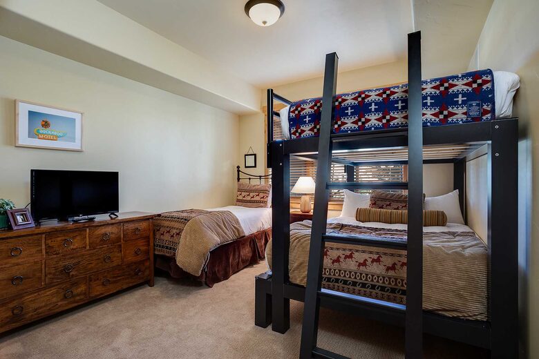 Mountain Retreat at Trappeur's Crossing Resort - Steamboat Springs, Colorado