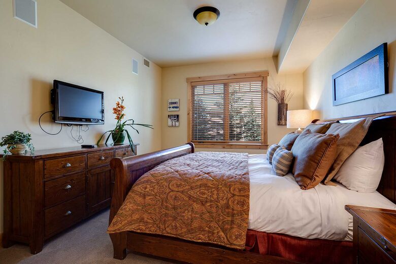Mountain Retreat at Trappeur's Crossing Resort - Steamboat Springs, Colorado