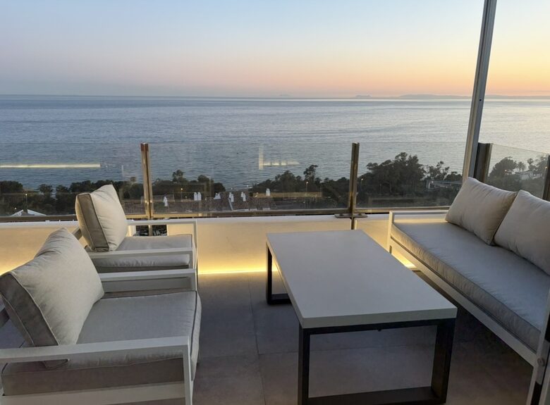 Sea View Residence in a Gated Marbella Community - Marbella, Spain