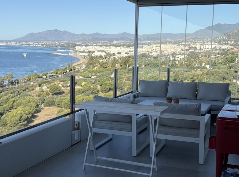 Sea View Residence in a Gated Marbella Community - Marbella, Spain