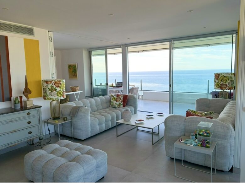 Sea View Residence in a Gated Marbella Community - Marbella, Spain