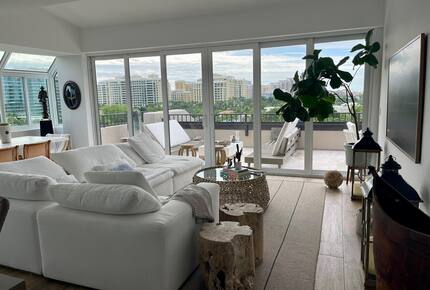 Key Biscayne Escape with Island Views - Key Biscayne, Florida