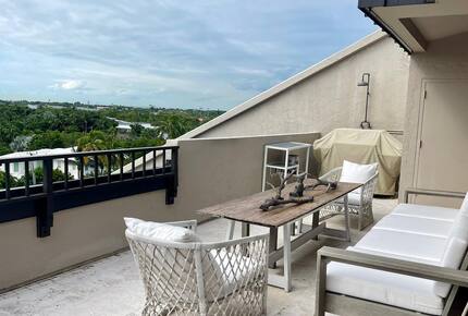 Key Biscayne Escape with Island Views - Key Biscayne, Florida