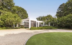 East Hampton High Life | Pool and Tennis