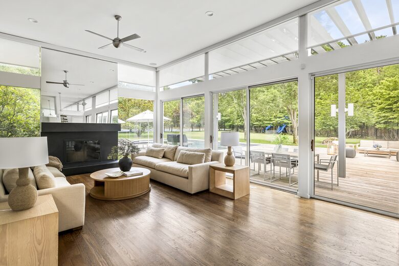 East Hampton High Life | Pool and Tennis - East Hampton, New York