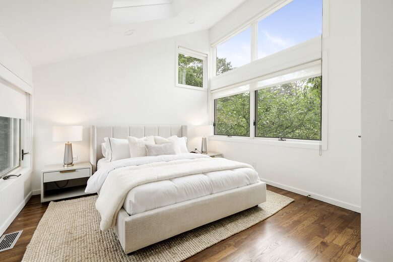 East Hampton High Life | Pool and Tennis - East Hampton, New York