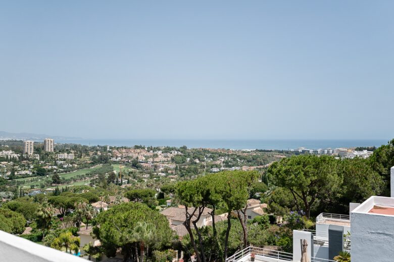 Panoramic Sea View Penthouse in Nueva Andalucía - Marbella, Spain