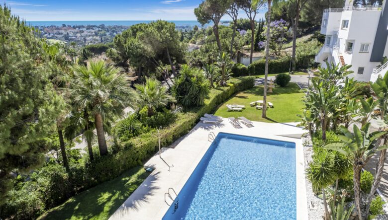 Panoramic Sea View Penthouse in Nueva Andalucía - Marbella, Spain