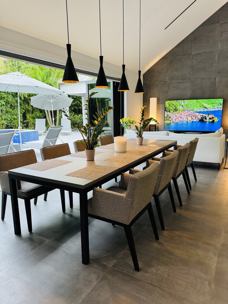 Contemporary Oasis in Delray Beach - Delray Beach, Florida
