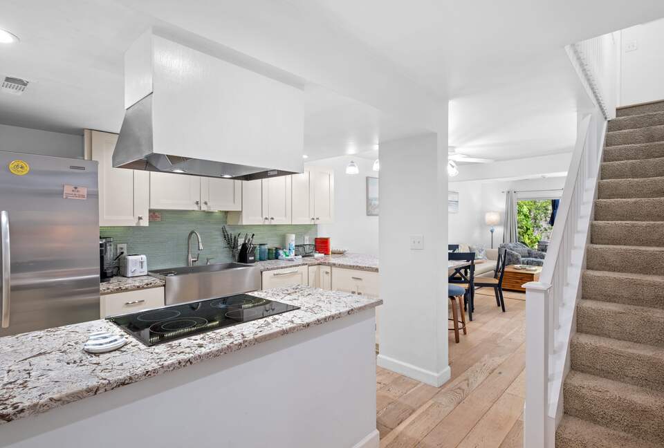 Coastal Retreat Steps from Coligny Beach & Dining - Hilton Head, South Carolina