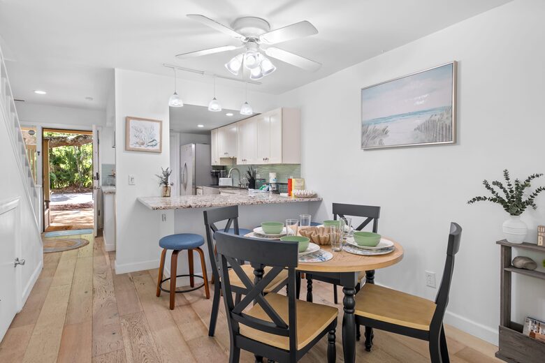 Coastal Retreat Steps from Coligny Beach & Dining - Hilton Head, South Carolina