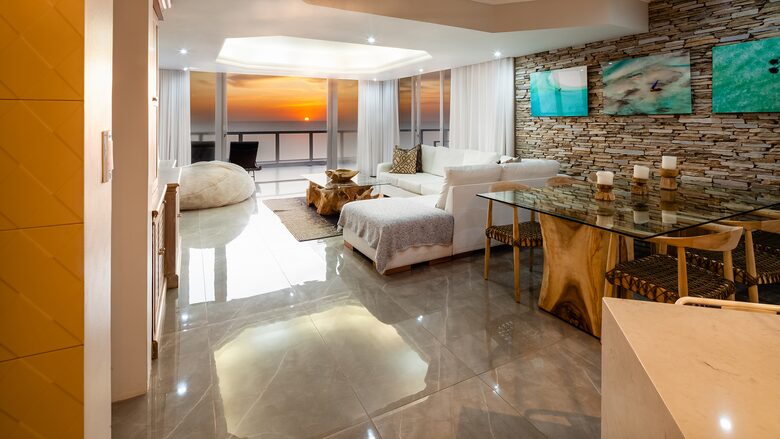 Elegant Oceanfront Penthouse in Ballito - Ballito, South Africa