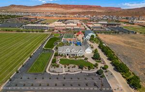 Extraordinary Southwest Estate with Resort-Caliber Amenities - Saint George, Utah