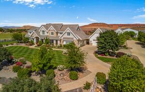 Extraordinary Southwest Estate with Resort-Caliber Amenities - Saint George, Utah