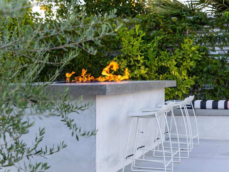 Midcentury Palm Springs with Pool and Mountain Views - Palm Springs, California