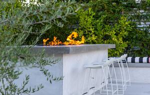 Midcentury Palm Springs with Pool and Mountain Views - Palm Springs, California