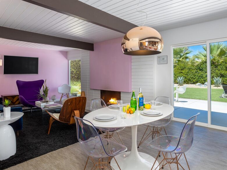 Midcentury Palm Springs with Pool and Mountain Views - Palm Springs, California