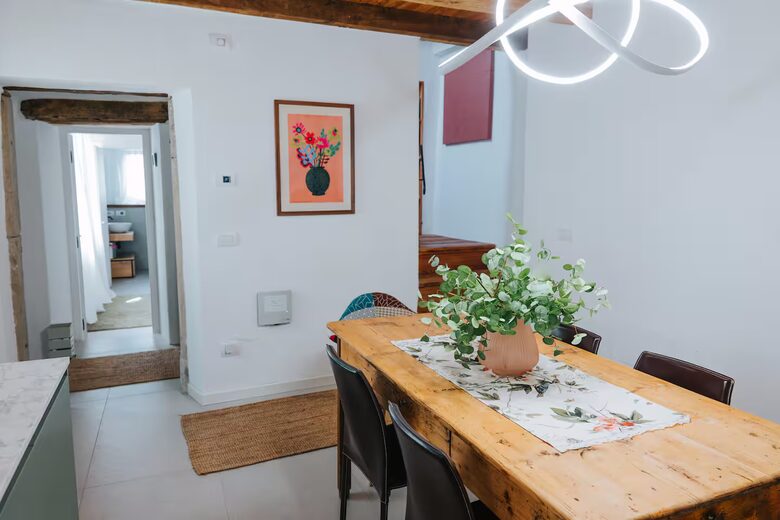 Elegant Townhouse in the Prosecco Hills - Cison di Valmarino, Italy